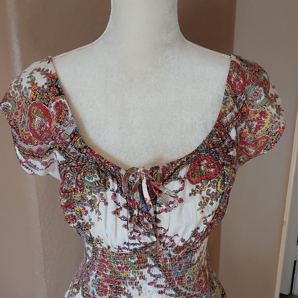 Chelsea & Theodore Multicolor Paisley Midi Dress - Picture 3 of 9